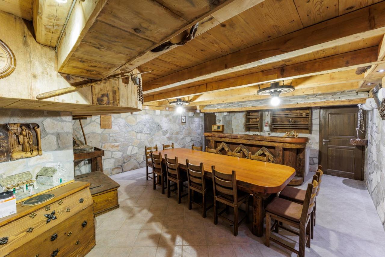 Atrium Vila Makarska