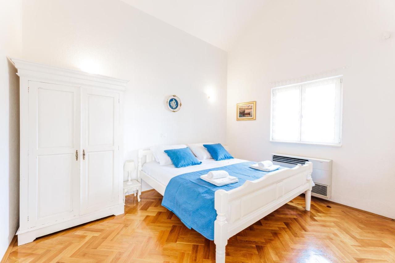 Atrium * Makarska